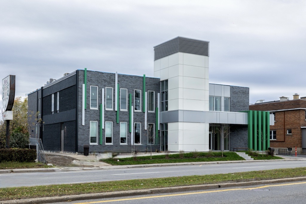 ACQUISITION-DU-170-BOULEVARD-HARWOOD-PAR-LA-VILLE-DE-VAUDREUIL-DORION.jpg